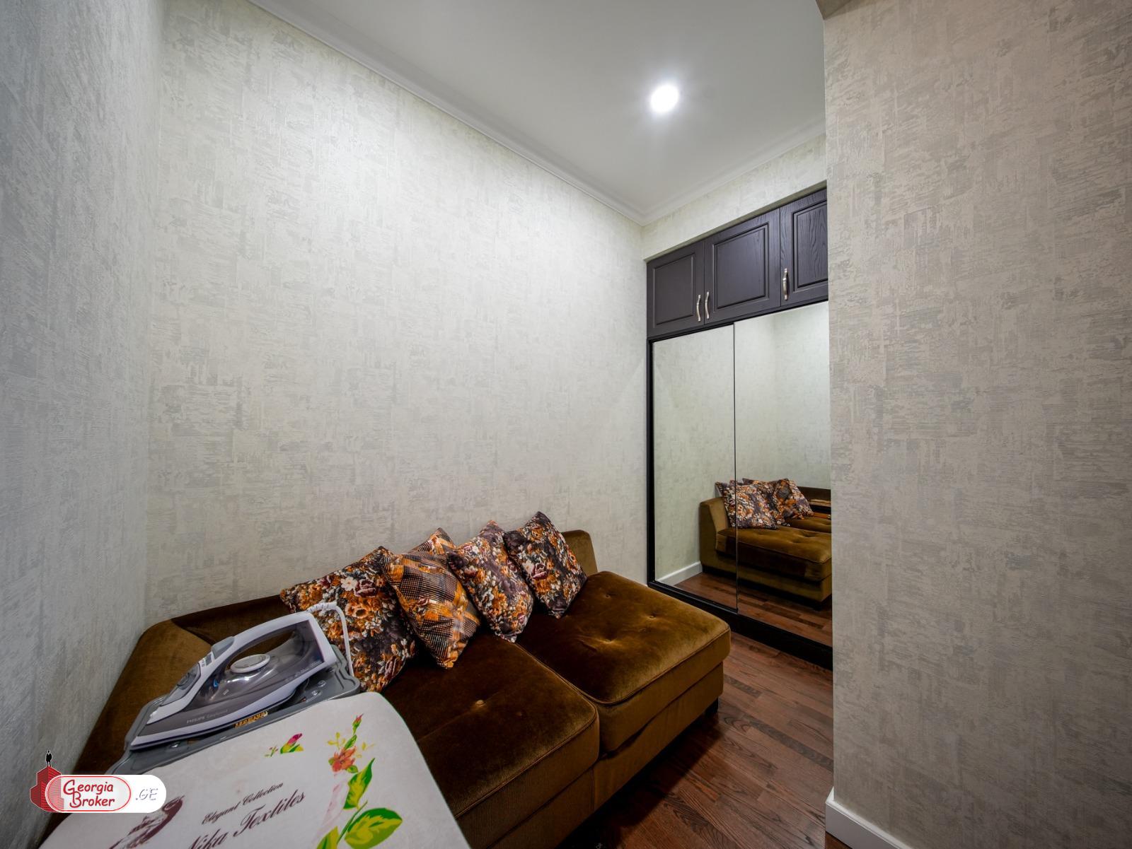 nearly repaired 5-room apartment for sale